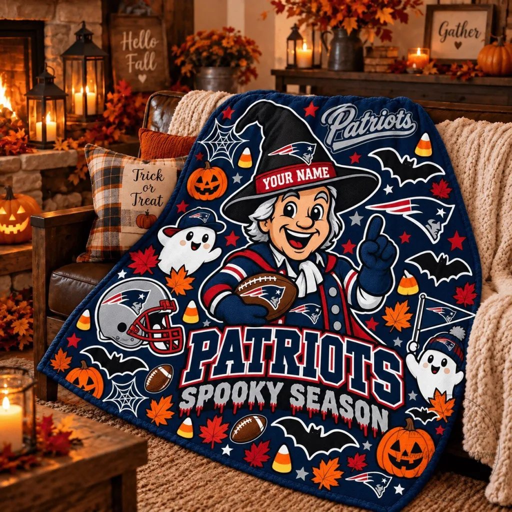 New England Patriots Spooky Season Halloween Fleece Blanket New England Patriots Spooky Season Halloween Fleece Blanket