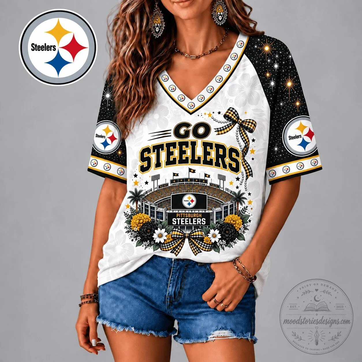 Pittsburgh Steelers Patriotic Floral Bow V-Neck Baseball T-Shirt
